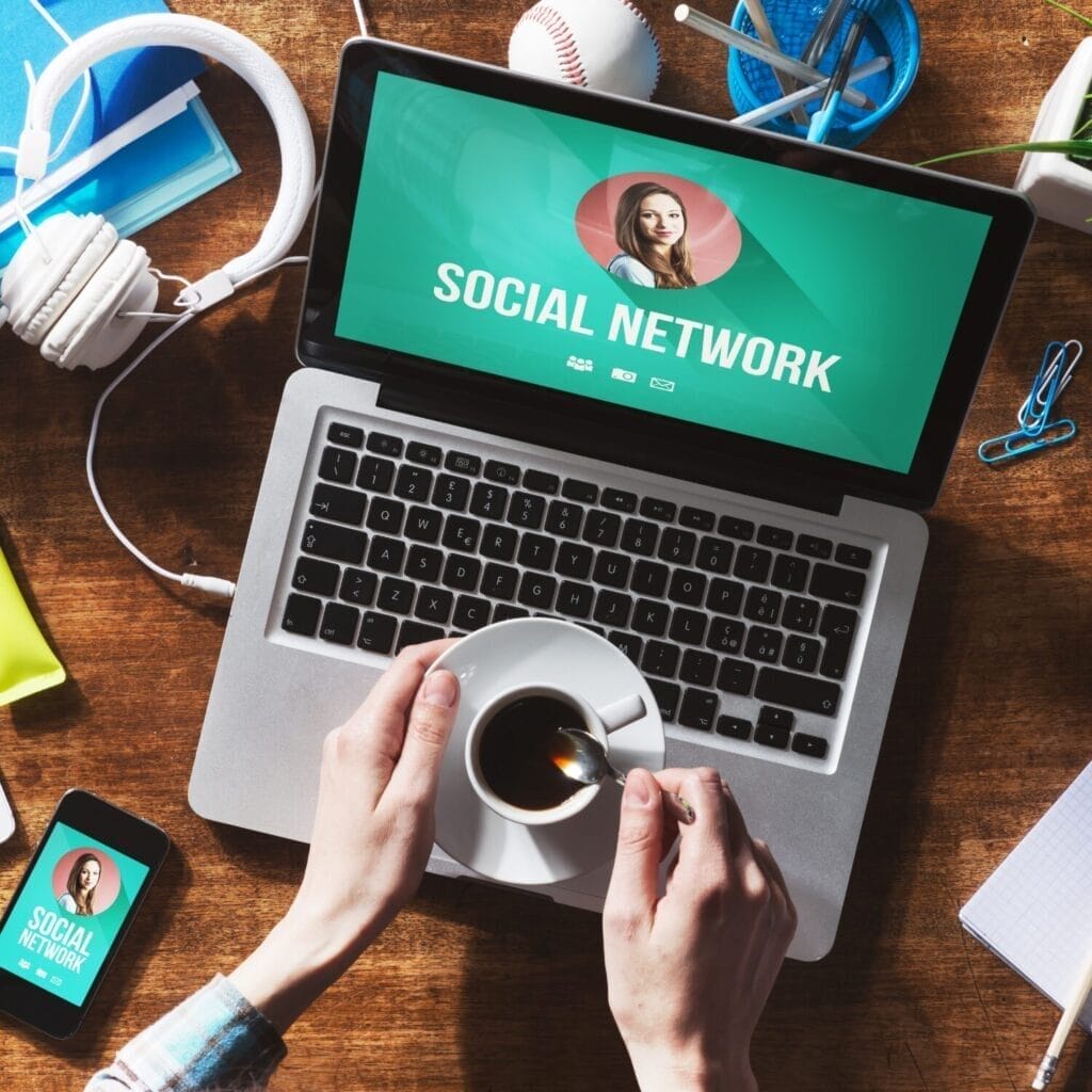 FORMATION RESEAUX SOCIAUX Formation pratique sur les réseaux sociaux